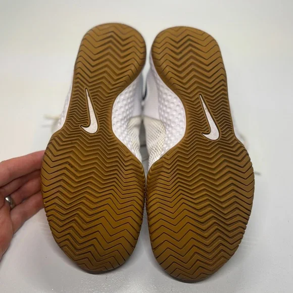 NikeCourt Flare 2 women's hard court tennis shoes size 8 - Picture 7 of 10